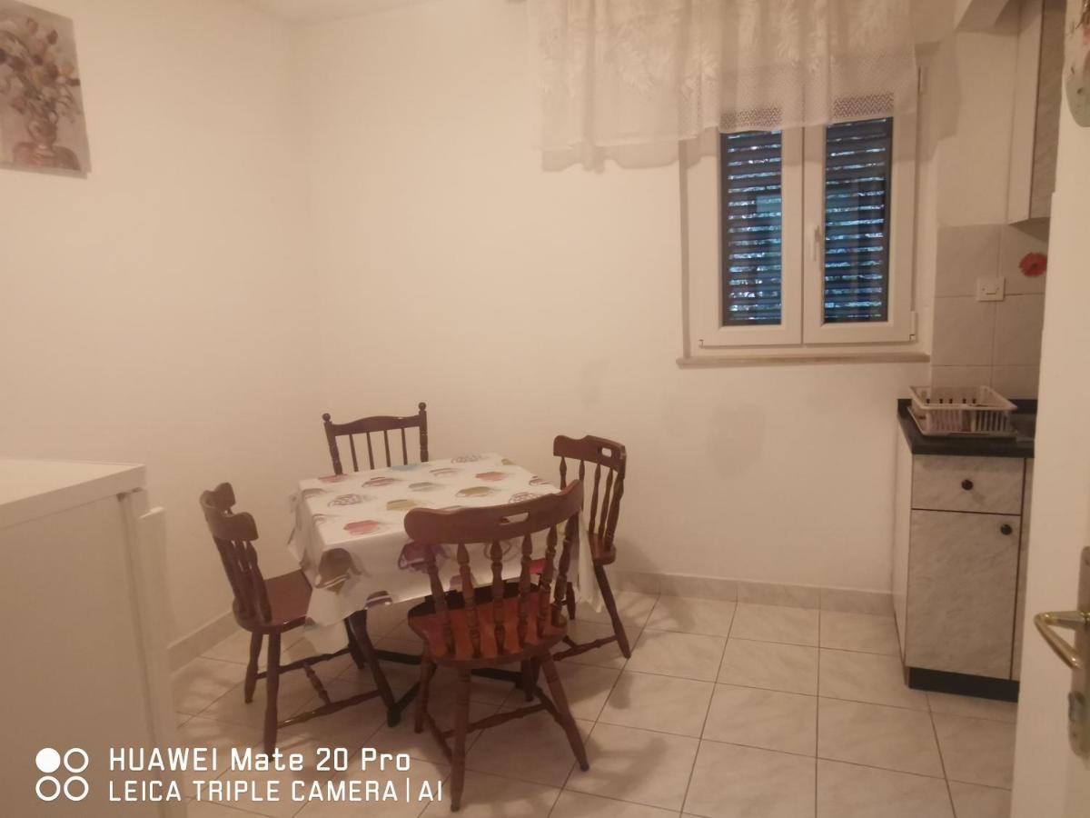 Apartmani Franceska Бол Екстер'єр фото