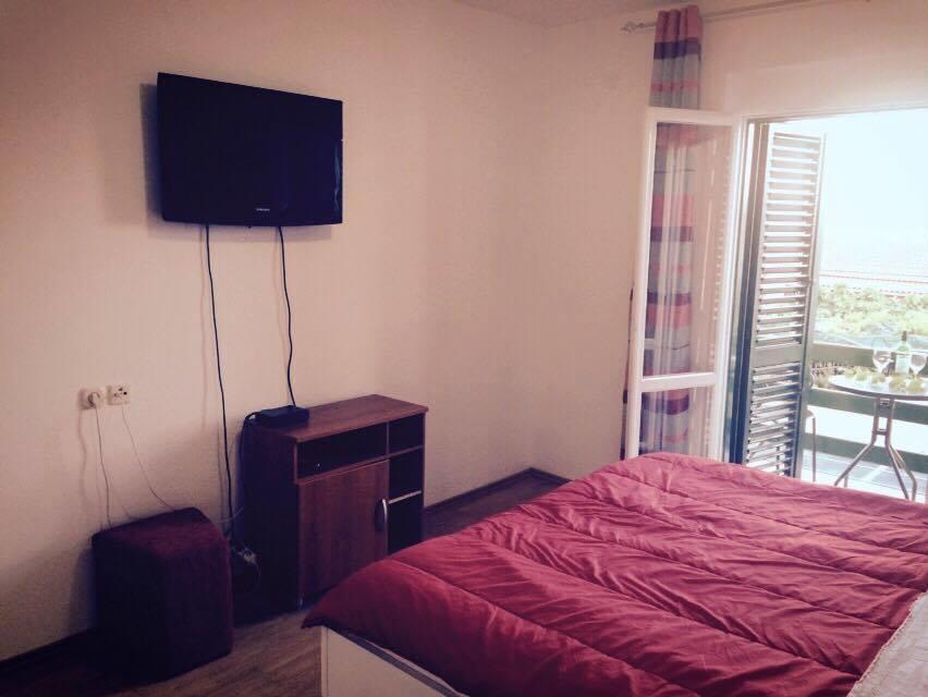 Apartmani Franceska Бол Екстер'єр фото